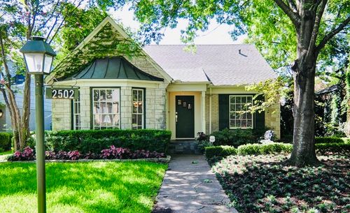2502 Hillside Dr, Dallas, TX, 75214-3735 | Card Image