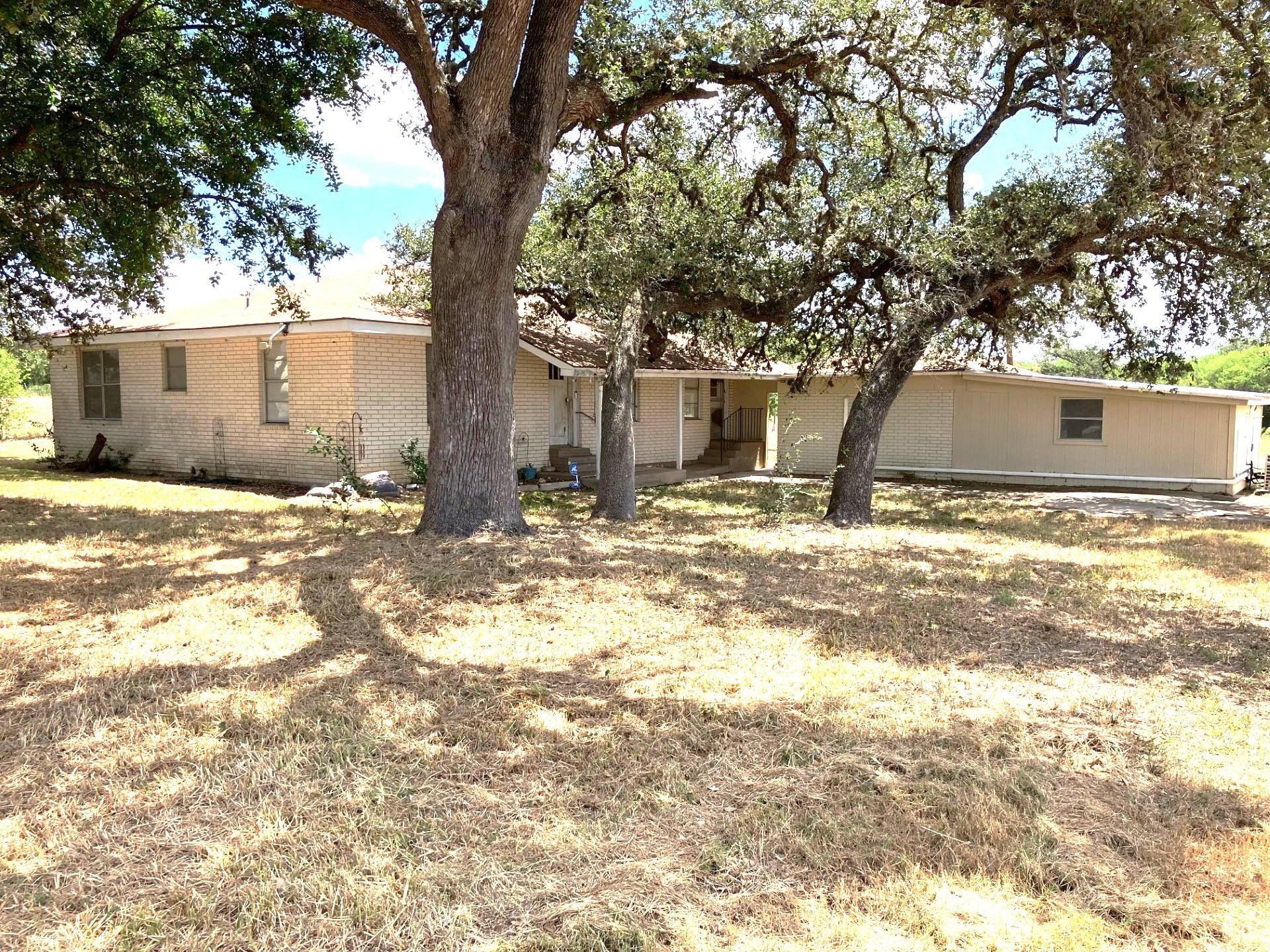 Residential in Cuero 5