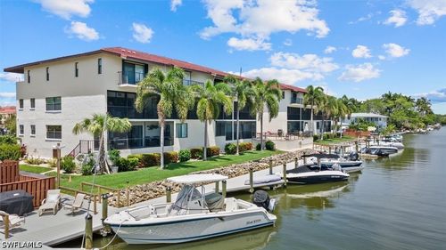 104-1400 Blue Point Ave, NAPLES, FL, 34102-0589 | Card Image