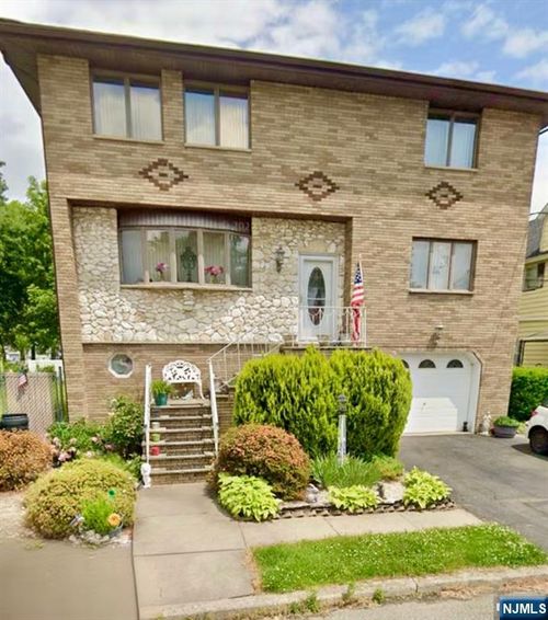 28 Daniel St, Moonachie, NJ, 07074-1123 | Card Image