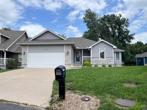 3710 Sw Brooklawn Ct, Topeka, KS, 66610-2339 | Card Image