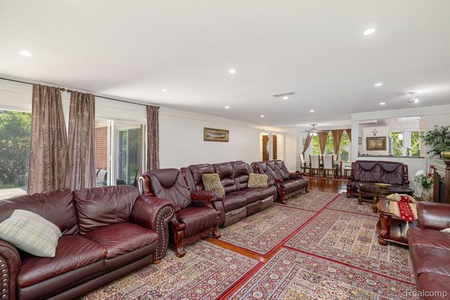 297 Vreeland Dr-10.jpg | Image 9