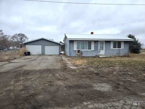 105 E St, Minidoka, ID, 83350-1845 | Card Image