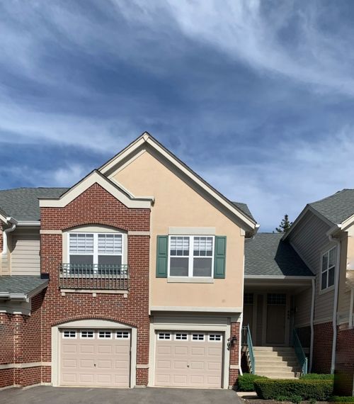 464 Pine Lake Cir, Vernon Hills, IL, 60061-1202 | Card Image
