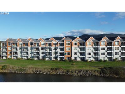 206 - 1000 N Holladay Dr, Condo with 2 bedrooms, 2 bathrooms and null parking in Seaside OR | Image 1