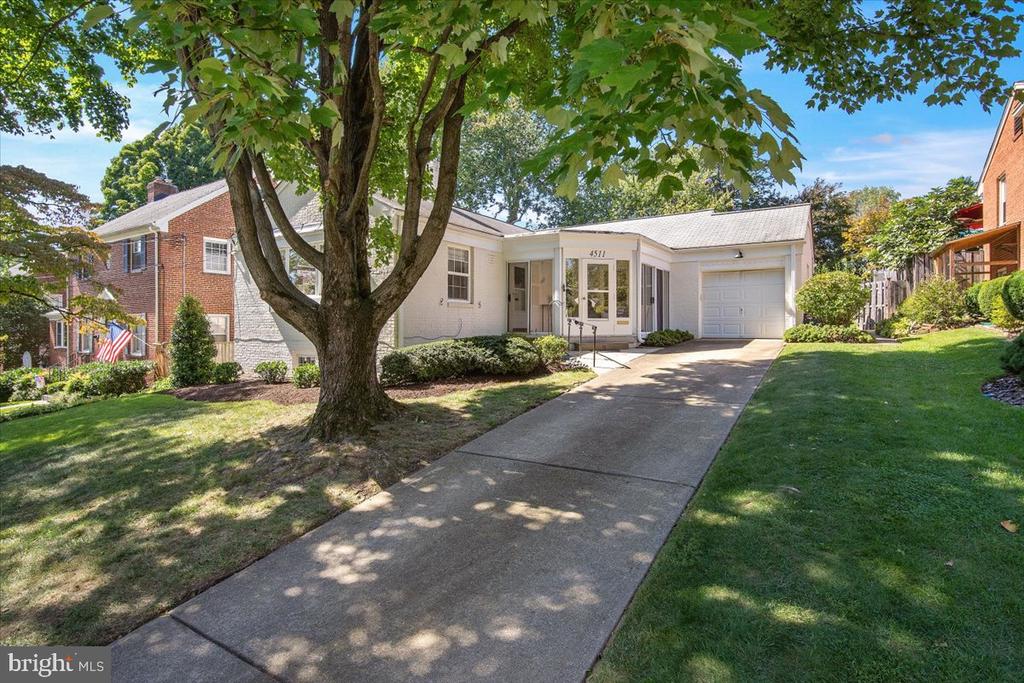 Edgefield Rd, Kensington, MD 20895