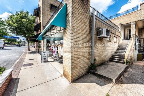 a-311 N Eureka Alley, Fayetteville, AR, 72701 | Card Image