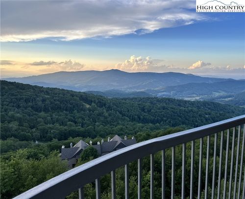 unit-3329-303 Sugar Top Dr, Sugar Mountain, NC, 28604-5812 | Card Image