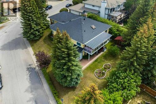 63 Edenstone Way Nw, Calgary, AB, T3A3Z1 | Card Image