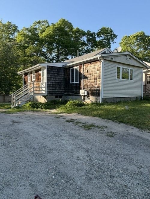 0-11 Lakeview Blvd, Plymouth, MA, 02360-2837 | Card Image
