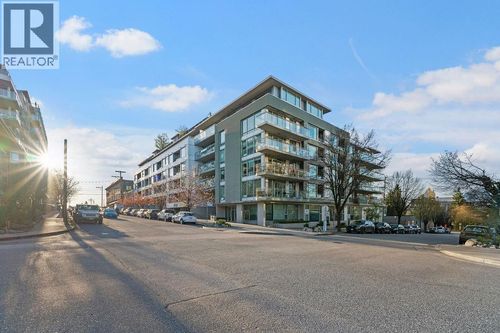 317-289 E 6th Ave, Vancouver, BC, V5T0E9 | Card Image