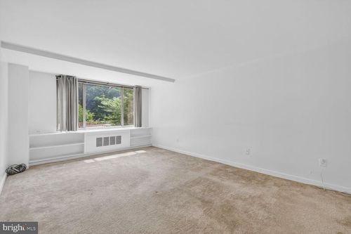 348-1121 Arlington Blvd, ARLINGTON, VA, 22209-3225 | Card Image