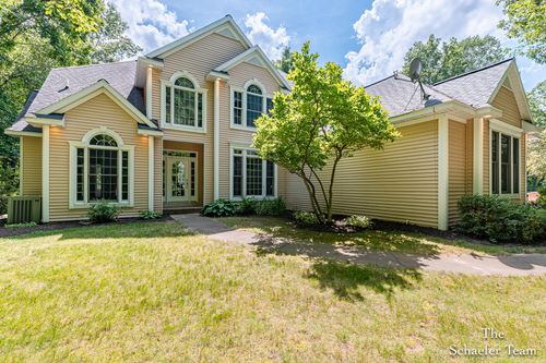 5264 Deverman Ct, Lowell, MI, 49331-8605 | Card Image