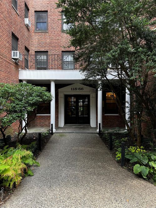 apt-5f-118 Metropolitan Ave, Kew Gardens, NY, 11415-2092 | Card Image