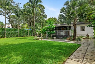 446 Madeira Ave, House other with 2 bedrooms, 2 bathrooms and null parking in Coral Gables FL | Image 2