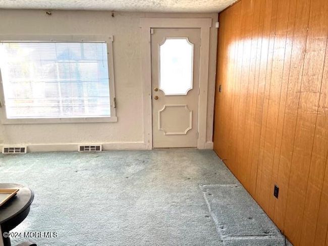 92 Cherry St, House other with 2 bedrooms, 1 bathrooms and null parking in Whiting NJ | Image 4