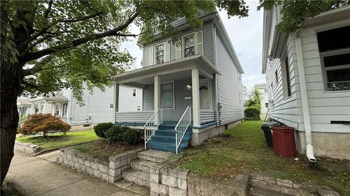 80 E Bennett St, Kingston, PA, 18704-4939 | Card Image