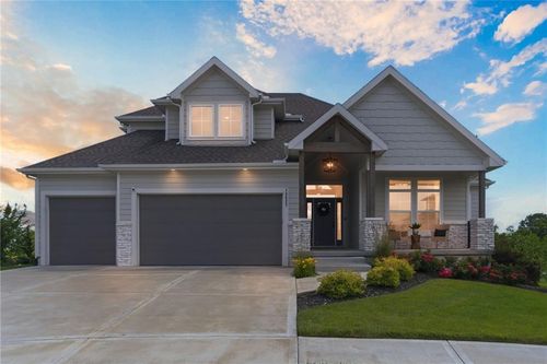 12527 182nd Ct, Overland Park, KS, 66013-4514 | Card Image