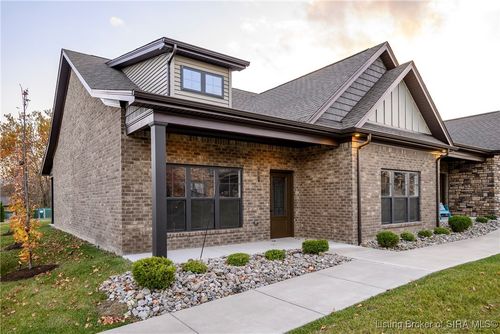 901 Glenwood Gardens Dr, Sellersburg, IN, 47172-0116 | Card Image