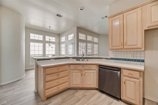 2716 Carnation Dr, House other with 3 bedrooms, 2 bathrooms and null parking in Richardson TX | Image 6