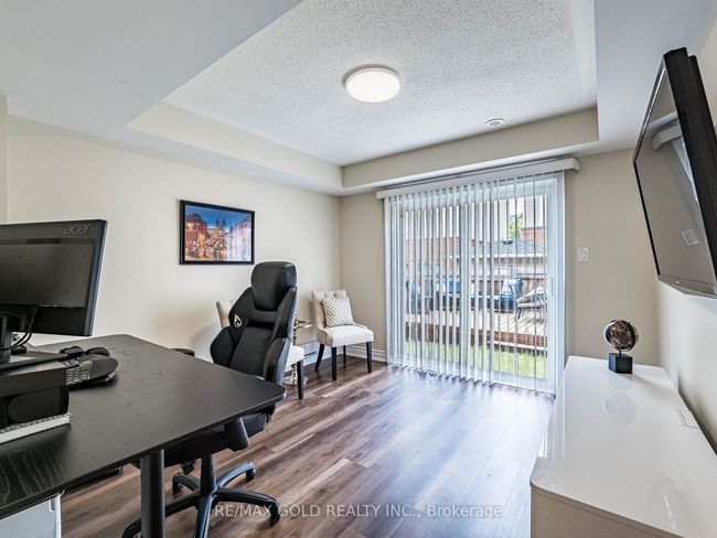12 Affleck Rd, House attached with 4 bedrooms, 3 bathrooms and 2 parking in Brampton ON | Image 6