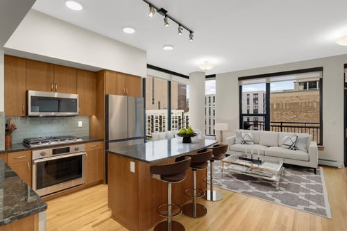 apt-808-740 Portland Ave, Minneapolis, MN, 55415-3604 | Card Image