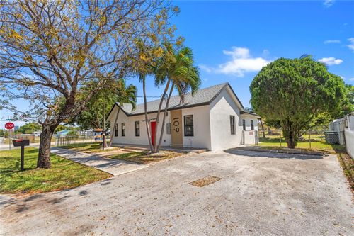0-601 Sw 1st St, Hallandale Beach, FL, 33009-5304 | Card Image