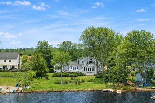 212 Scadding St, Taunton, MA, 02780-6835 | Card Image