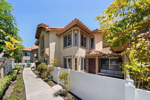 19 Vista Colinas, Rancho Santa Margarita, CA, 92688-1016 | Card Image