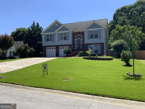 5600 Sugar Crossing Dr, Sugar Hill, GA, 30518-2195 | Card Image