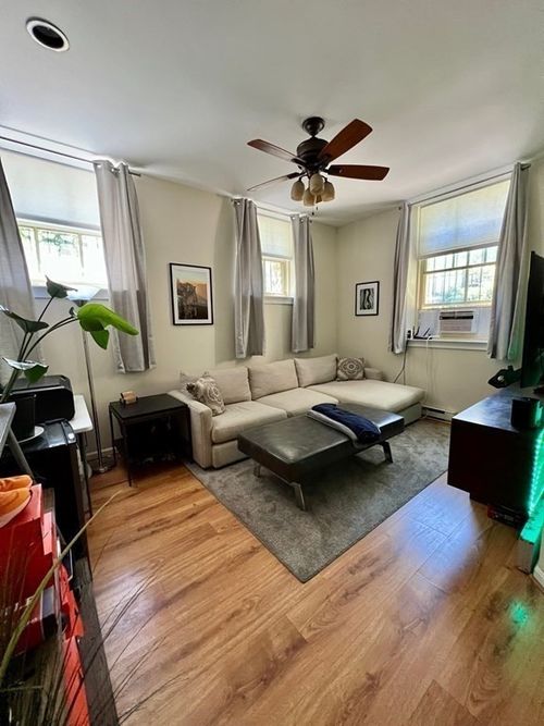 102-350 W 4th St, Boston, MA, 02127-2673 | Card Image