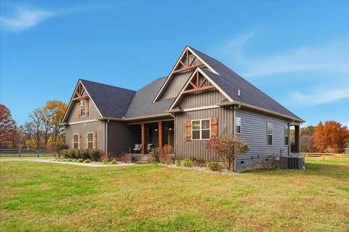 3006 Old Greenbrier Pike, Greenbrier, TN, 37073-4515 | Card Image