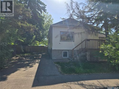 308 Av M N, Saskatoon, SK, S7L2S5 | Card Image