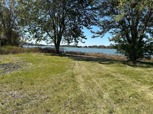 000 Red Rock Shores Dr Sw, Hoffman, MN, 56339 | Card Image