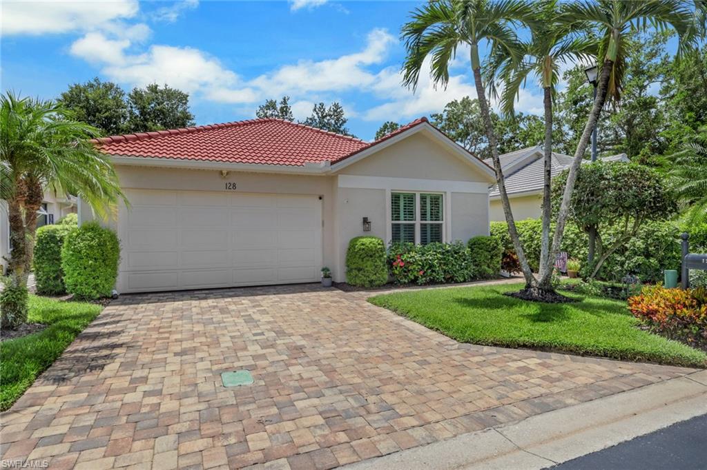 Residential in NAPLES 2