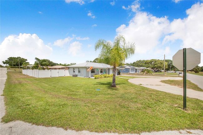 498 W 7 Th St, House other with 4 bedrooms, 2 bathrooms and null parking in FROSTPROOF FL | Image 35