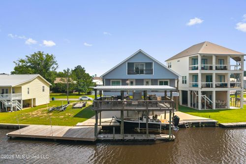 6149 Pontiac Dr, Kiln, MS, 39556-8141 | Card Image