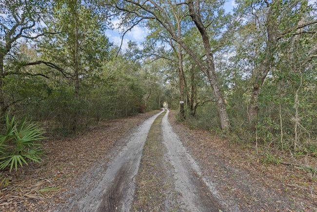 10431 Ne 32nd Ln, House other with 3 bedrooms, 2 bathrooms and null parking in BRONSON FL | Image 21