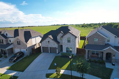 1105 Maverick Dr, Mansfield, TX, 76063-4986 | Card Image