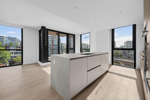 801-1530 W 6th Ave, Vancouver, BC, V6J1R2 | Card Image