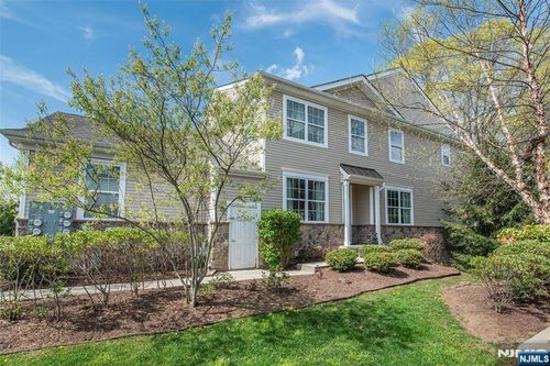 37 Mc Nish Way, Caldwell, NJ, 07006 | Card Image