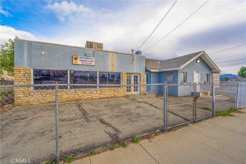 17606 Arrow Blvd, Fontana, CA, 92335-4009 | Card Image