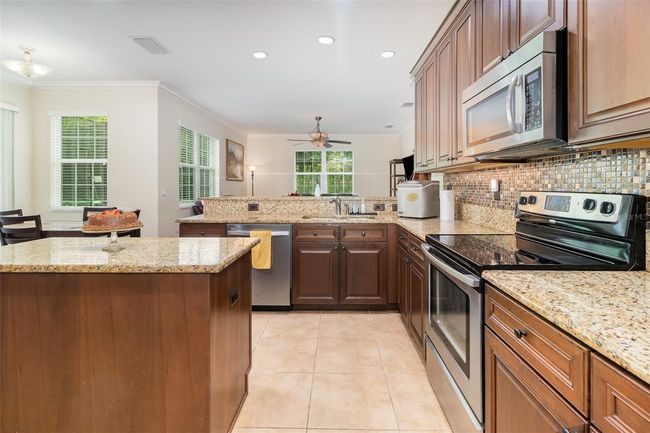 2588 Gabrielle Woods Pl, House other with 4 bedrooms, 3 bathrooms and null parking in OVIEDO FL | Image 8