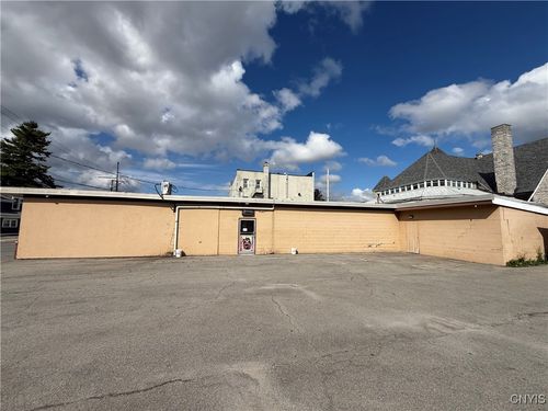 9 William St, Gouverneur, NY, 13642-1404 | Card Image