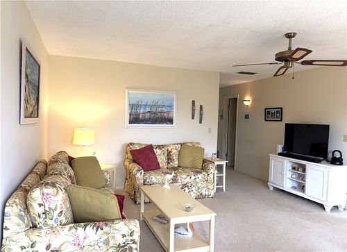 apt-206-73 Royal Oak Ct, VERO BEACH, FL, 32962-3760 | Card Image