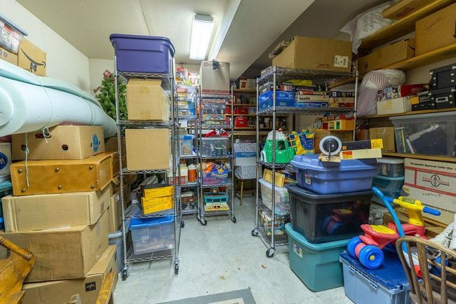 storage room | Image 32