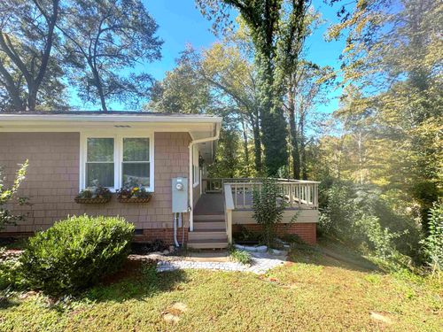 128 Applewood Ln, Spartanburg, SC, 29307-2202 | Card Image