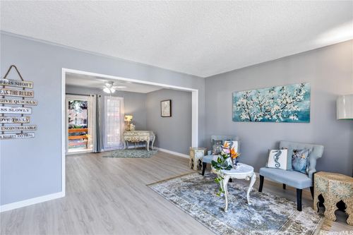 110-98-1394 Nola St, Pearl City, HI, 96782-3101 | Card Image