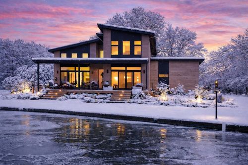 1101 Country Club Ln, Warsaw, IN, 46580-5024 | Card Image