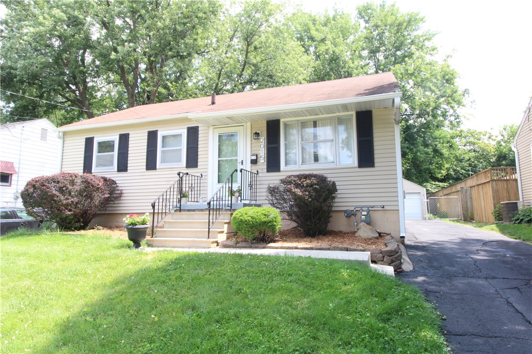 62nd St, Des Moines, IA 50322